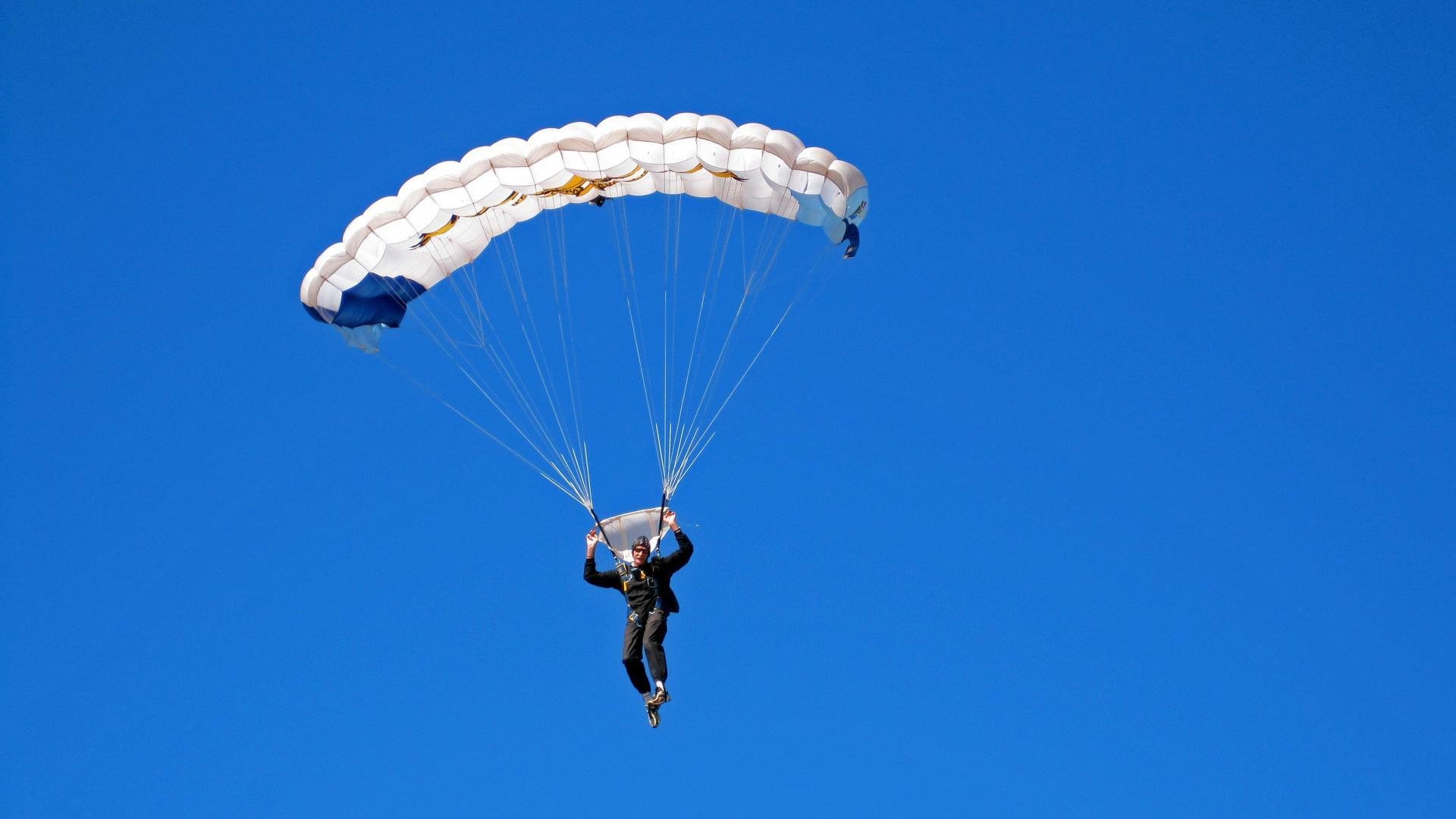 波尔图次回合险胜热刺，早田希娜砍下16记关键球，全场沸腾